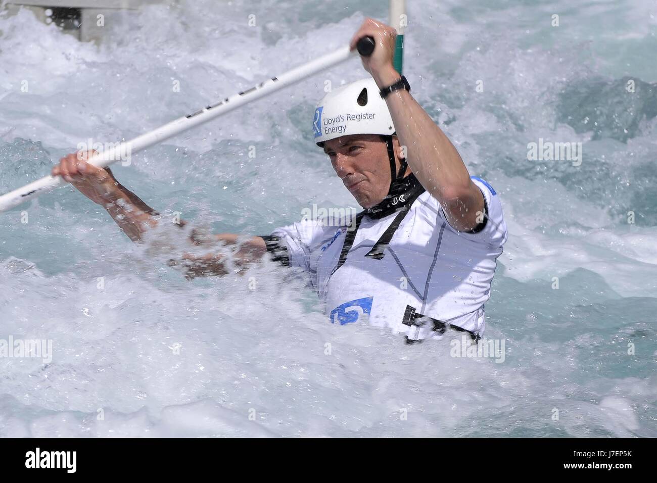 Waltham Cross, Hertfordshire, Regno Unito. Xxiv Maggio, 2017. David Firenze, mens C1. British Canoa Slalom team pronti per la stagione 2017. Lee Valley White Water Centre. Waltham Cross. Hertfordshire. Regno Unito. 24/05/2017. Credito: Sport In immagini/Alamy Live News Foto Stock