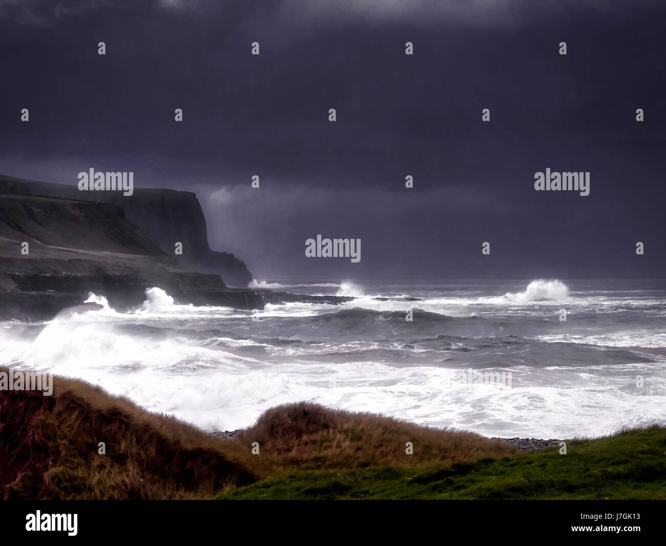 Scogliere di Moher da Doolin Foto Stock