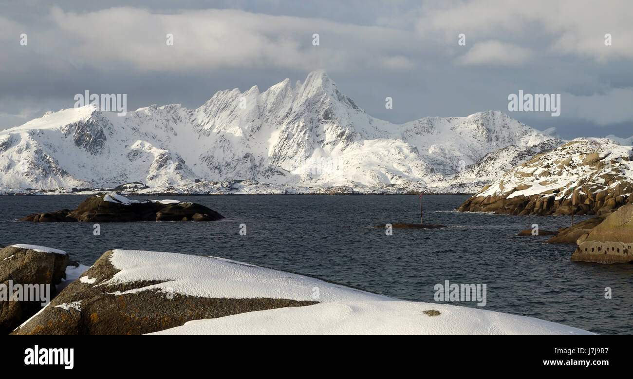 Inverno in Norvegia vista prospettica di outlook vista panorama di montagna Lookout Foto Stock
