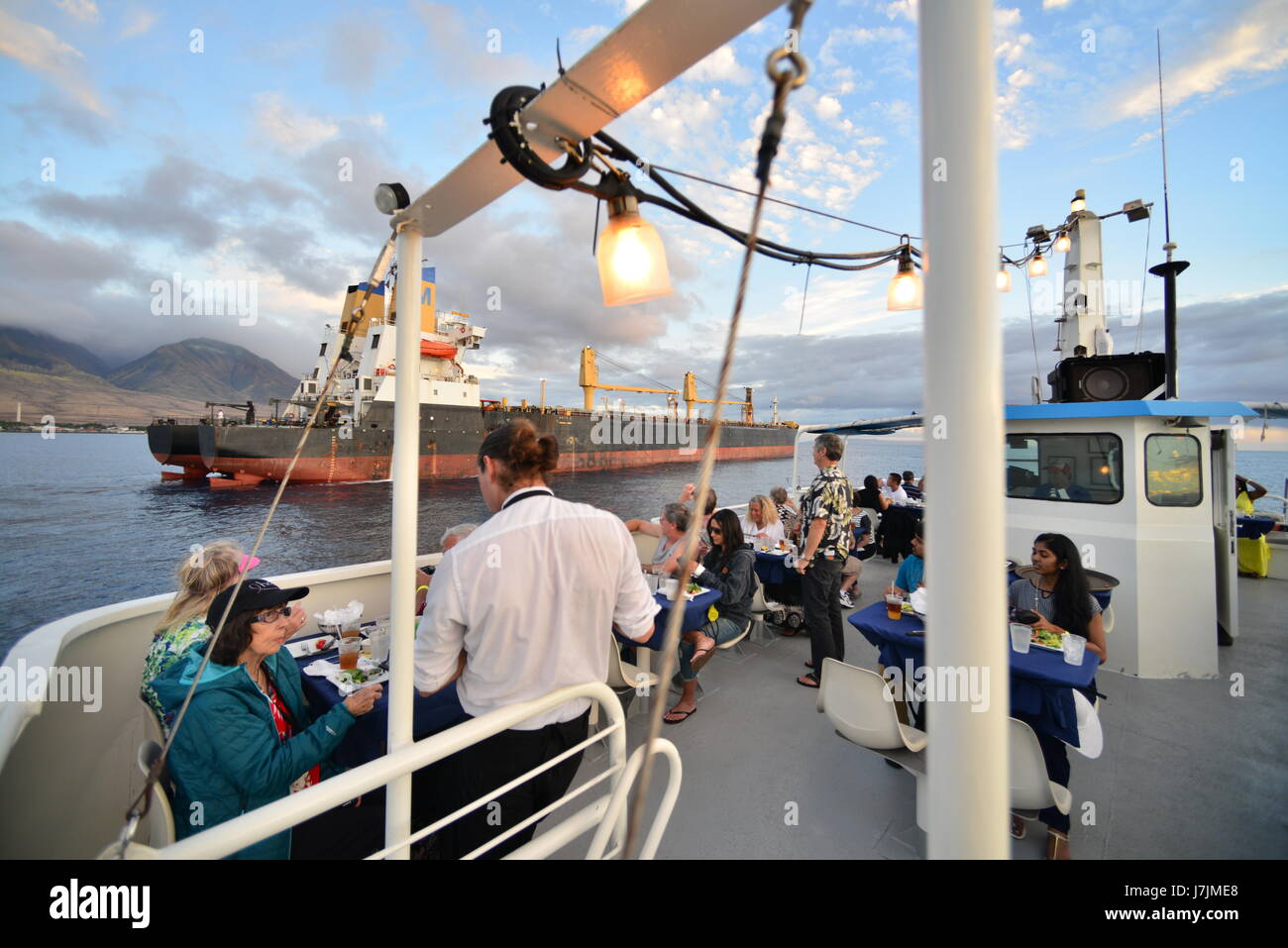 Lo zucchero freighter HSTC1. L'ultima nave lavorando in Hawaii prendendo Hawaiian dello zucchero greggio per la terraferma per elaborazione terminata service 2016 Foto Stock