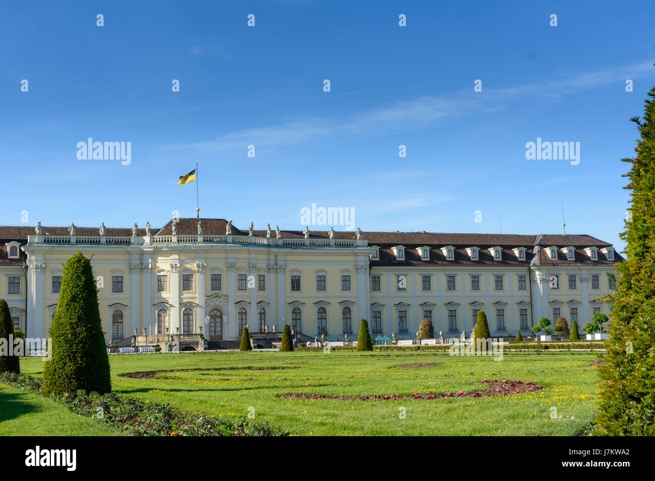 Schloss (palazzo, castello di Ludwigsburg, nuovo Corps de Logis, o nuovo Hauptbau, fioritura giardini barocchi, Ludwigsburg, Region Stuttgart, Baden-Württemberg, Foto Stock