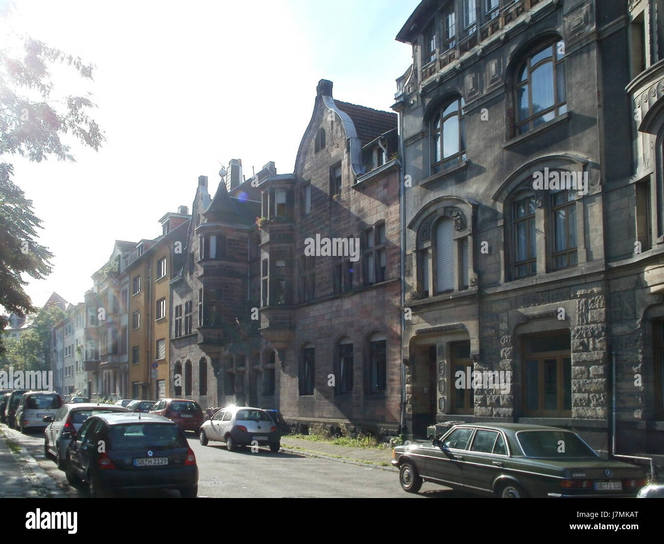 Questo riferimento identifica un indirizzo a SaarbrÃ¼cken, Germania, a Schumannstr. 24-26, parte della struttura urbana e delle infrastrutture della città. Può essere associato a edifici residenziali o commerciali. Foto Stock