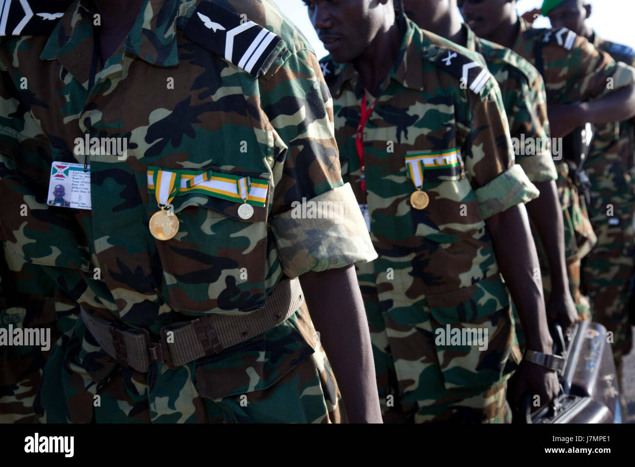 Questa immagine cattura le truppe burundesi impegnate in una rotazione il 12 settembre 2011. Esso riflette il loro coinvolgimento nelle operazioni di mantenimento della pace, evidenziando il ruolo dell'militaryâ negli sforzi internazionali di pace e nelle operazioni di sicurezza. Foto Stock