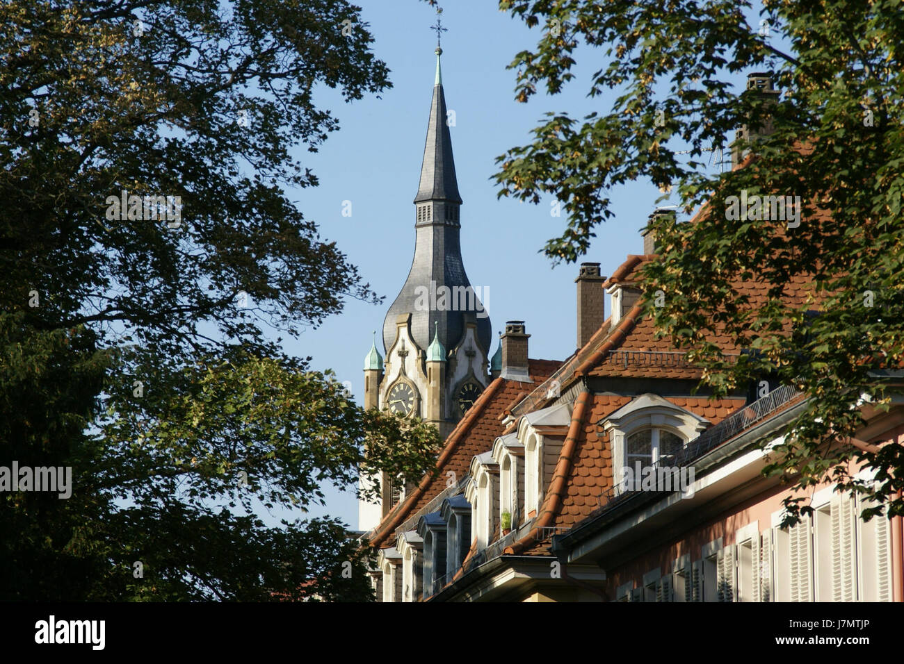 Una fotografia scattata il 25 settembre 2011, che mostra la Friedenskirche (Chiesa della Pace) su Steubenstrasse nel distretto Handschuhsheim di Heidelberg, Germania. Questa chiesa è conosciuta per il suo significato storico e il design architettonico nella regione. Foto Stock