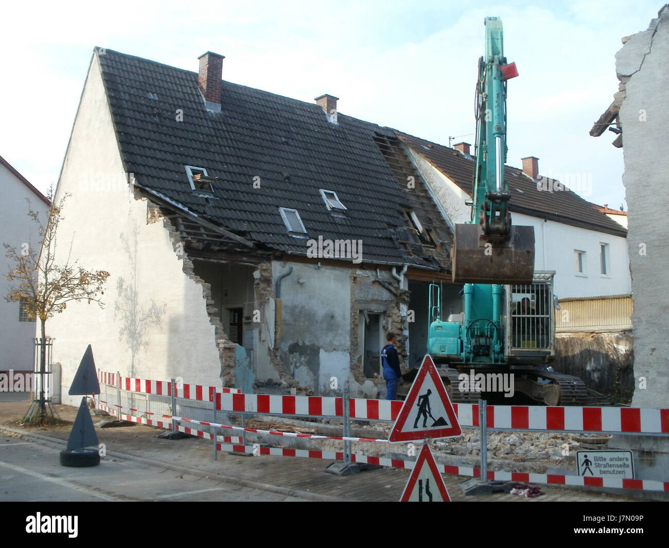 Questo indirizzo, situato in LudwigstraÃŸe 32 a Hockenheim, segna un edificio specifico nella città tedesca di Hockenheim, probabilmente collegato a scopi residenziali o commerciali il 2 dicembre 2011. Foto Stock