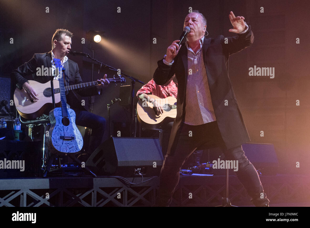 Il centro termale, Bridlington, UK. 25 Maggio 2017.Simple Minds eseguire presso il centro termale, Bridlington, N. Yorks, Inghilterra 25.05.2017 Credito: Gary Stafford/Alamy Live News Foto Stock