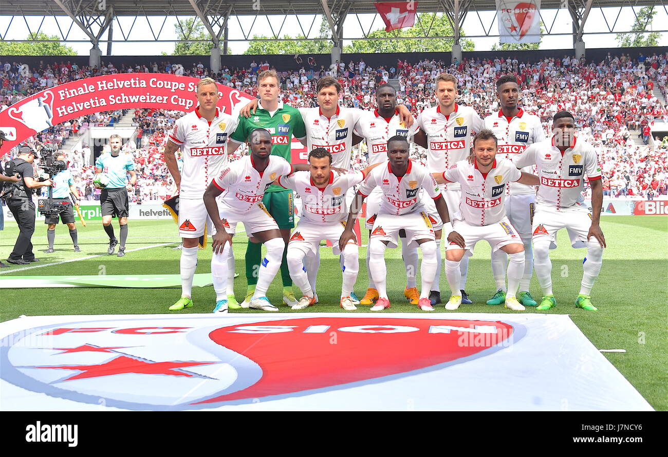 Genève, 25.05.2017, calcio helvetia swiss cup finale, fc bâle 1893 - FC Sion, fc sion team, dietro a sinistra a destra reto ziegler, Anton mitryushkin, veroljub salatic, jagne pa modou, Gregorio karlen, Kevin costante, nella parte anteriore di sinistra a destra moussa konaté, nicolas luchinger, chadrac akolo, elsad zverotic, Joaquim adao foto: cronos/frederic dubuis Foto Stock