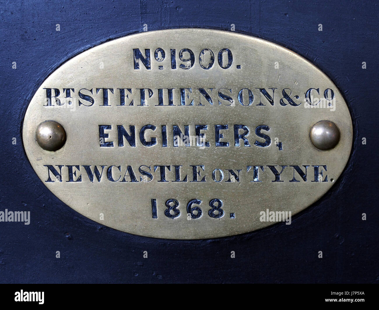 La locomotiva H 40 (n. 1900) dello stabilimento Robert Stephenson del 1868 rappresenta un pezzo storico della tecnologia ferroviaria. Questa locomotiva faceva parte dello sviluppo del trasporto a vapore nel XIX secolo. Foto Stock