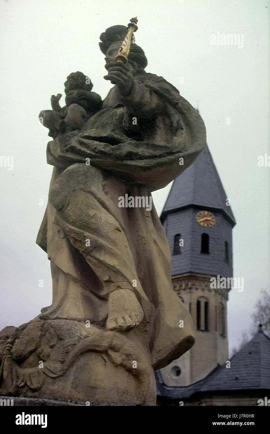 Questo titolo si riferisce a un evento specifico o a un record di GrÃ¼nsfeldhausen nel 1989. Il contesto potrebbe riguardare un evento storico o culturale, con particolare attenzione alla storia locale tedesca in quel periodo. Foto Stock