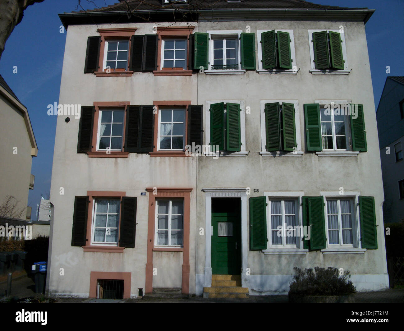 Questo si riferisce a un indirizzo sulla Schlossstrasse a SaarbrÃ¼cken, Germania, registrato il 14 febbraio 2011. Un ulteriore contesto potrebbe chiarire se l’evento o il luogo abbiano un significato storico o personale. Foto Stock