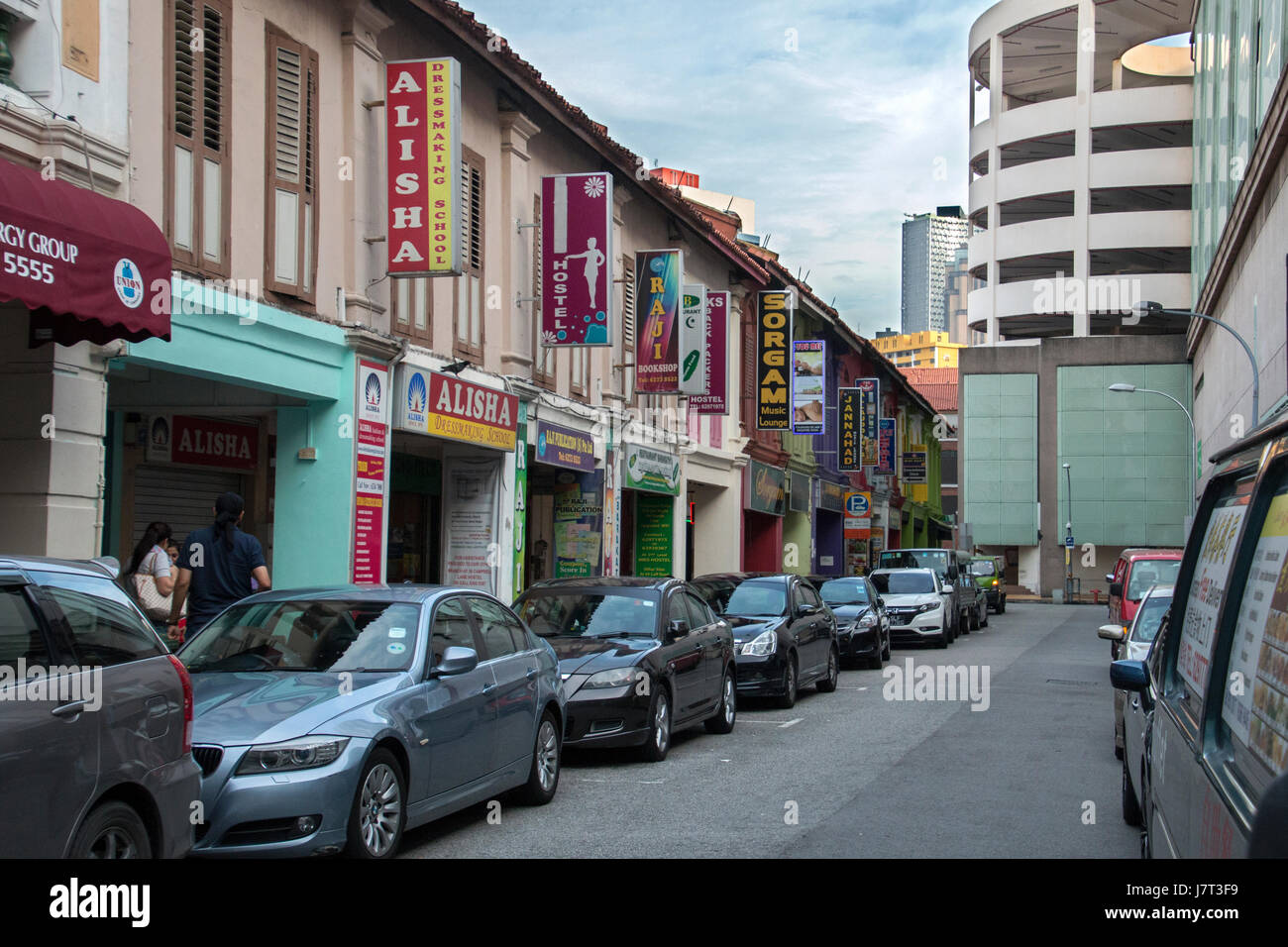 Vecchi edifici colorati in Little India street,Singapore Foto Stock