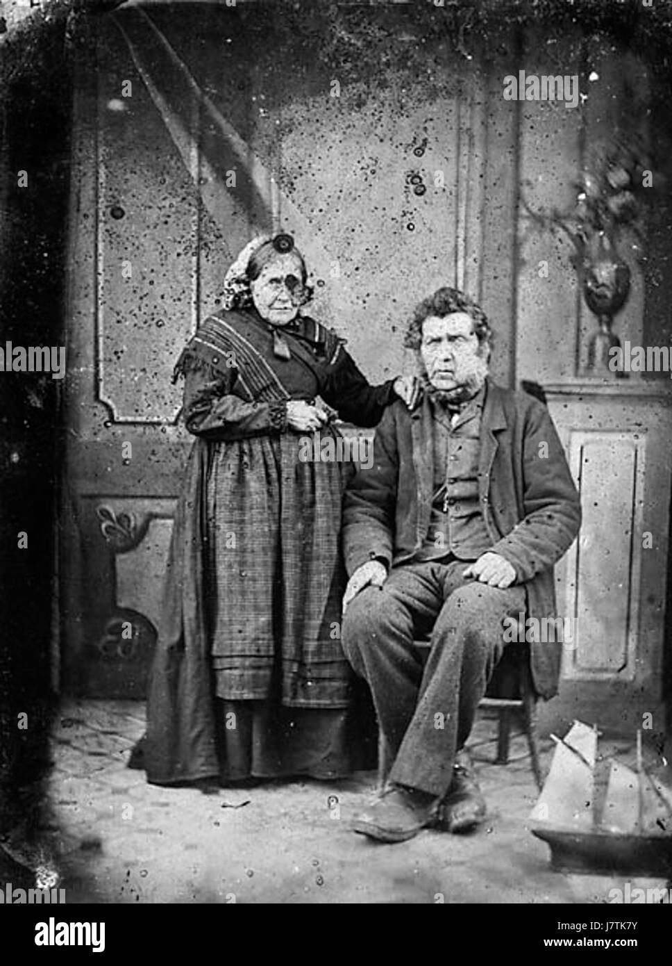 Una donna vecchia e un uomo vecchio NLW3364998 Foto Stock