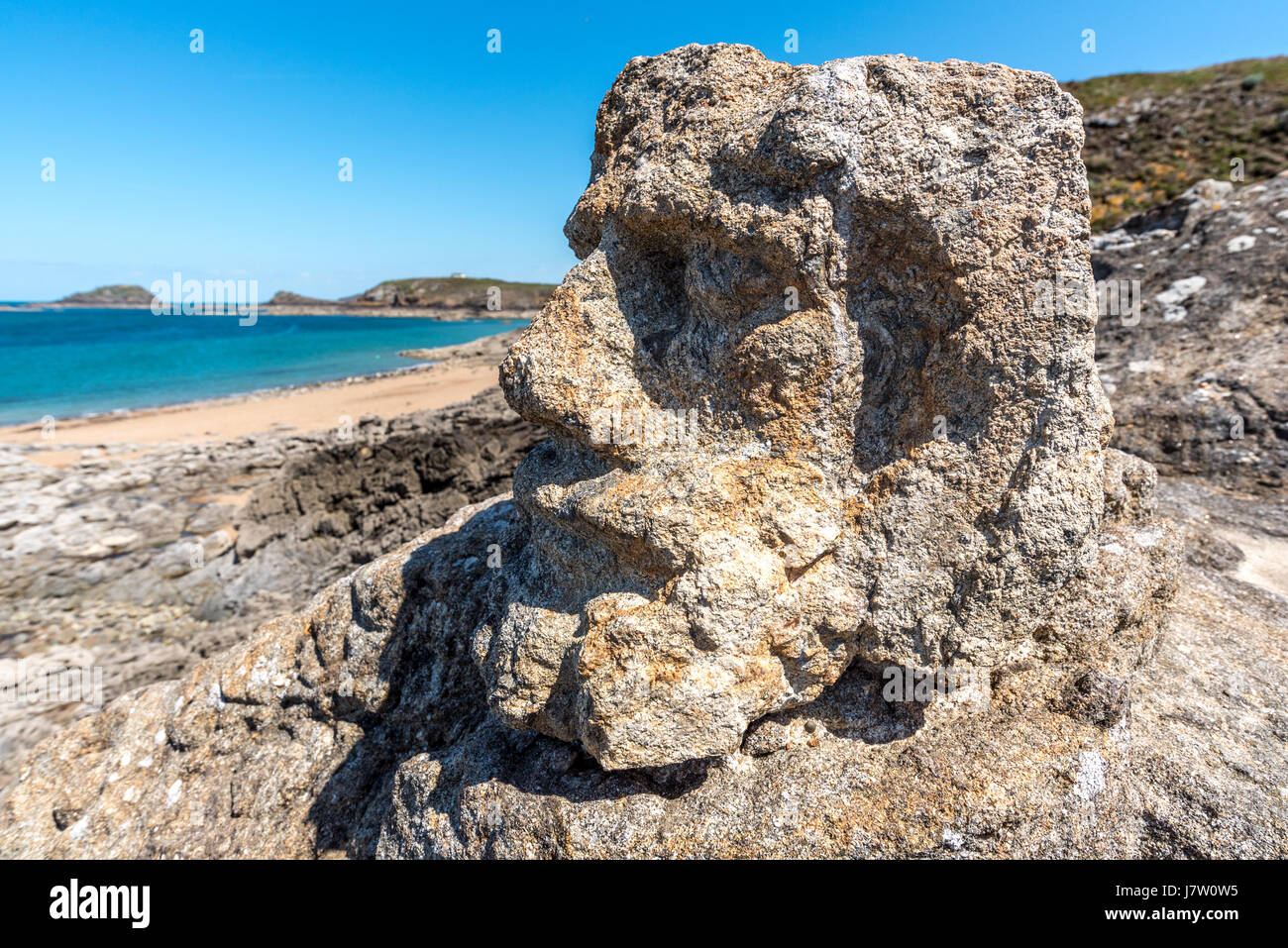 Coste della Bretagna St Malo Roches Sculptees rocce scolpite. Il sacerdote eremita Abbé Fouré trascorso venticinque anni da 1870 carving illeggibili massi in t Foto Stock