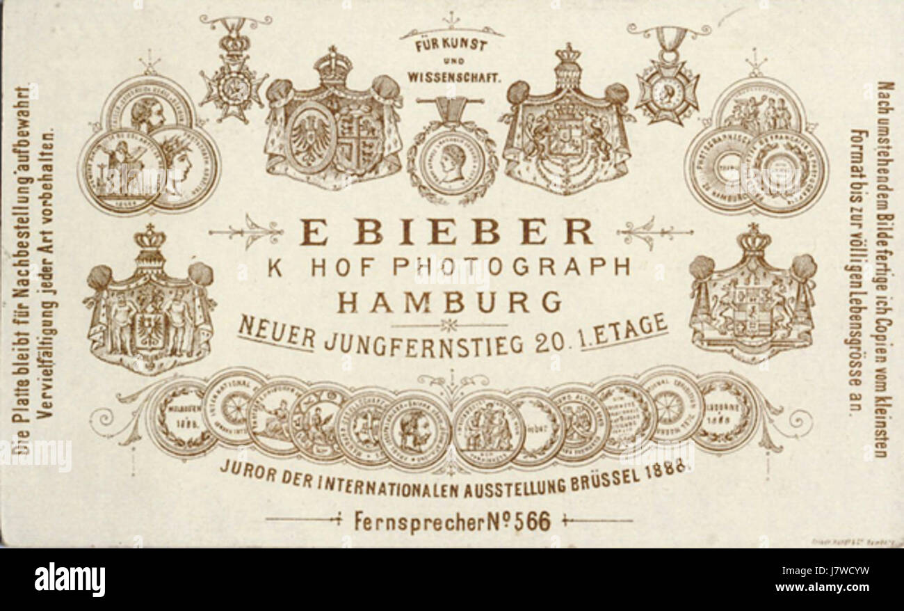 Il termine "BieberCdVRevers1550" si riferisce probabilmente a un'immagine o a una fotografia relativa a una figura storica o a un evento risalente all'anno 1550, probabilmente collegato all'artista o storico Bieber e al contesto della fotografia cartes de visite (CDV), che divenne popolare nel XIX secolo. Foto Stock