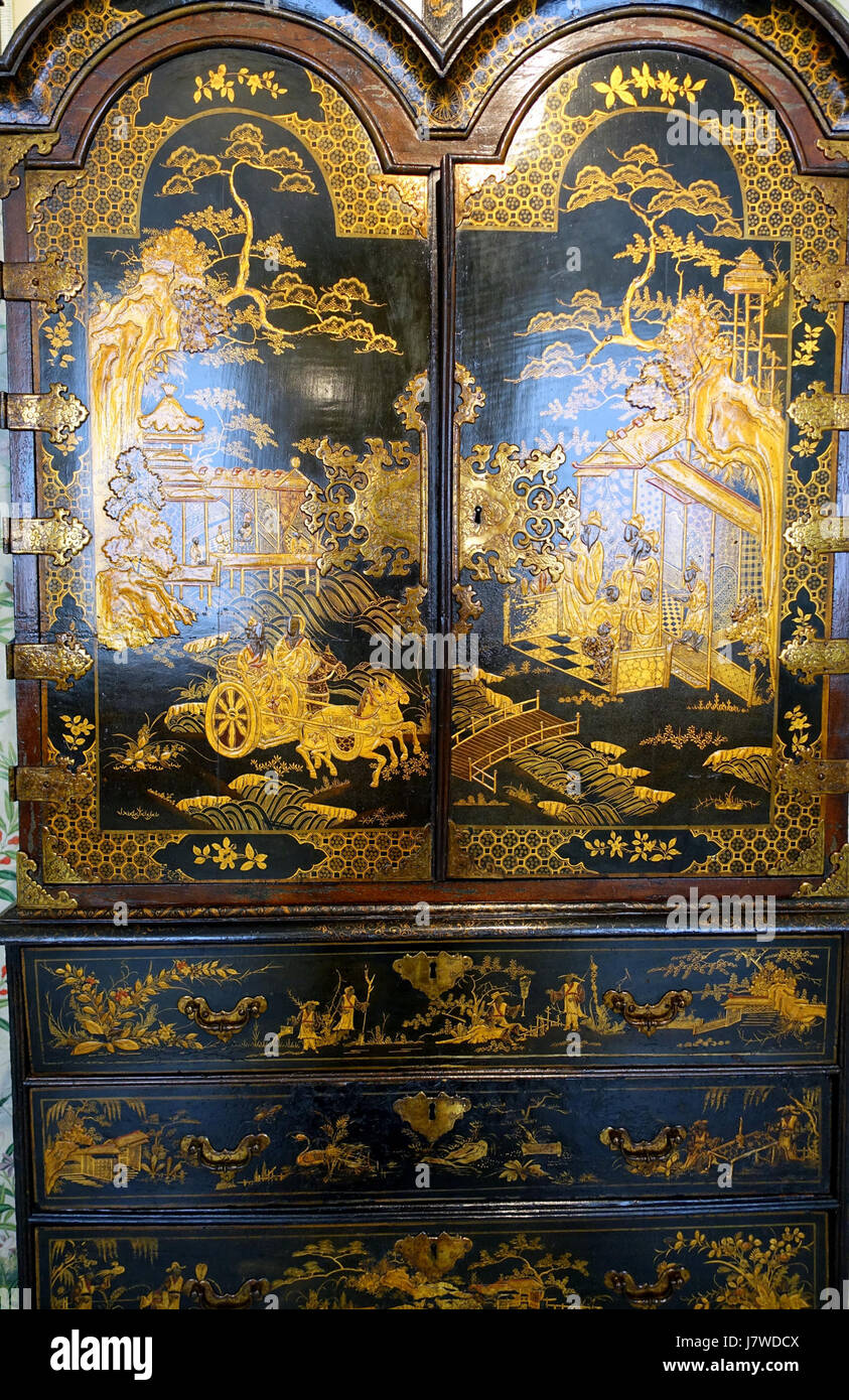 Chinoiserie un brano cabinet, vista 2, non identificato Museo Nacional de Artes Decorativas Madrid, Spagna DSC08429 Foto Stock