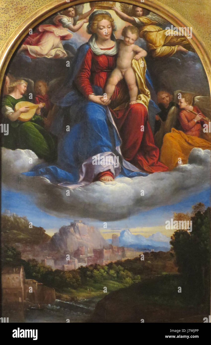 Un dipinto rinascimentale di benvenuto Tisi da Garofalo, 1535 ca., raffigurante la Madonna con il bambino in un ambiente celeste o glorificato, con iconografia religiosa del periodo. Foto Stock