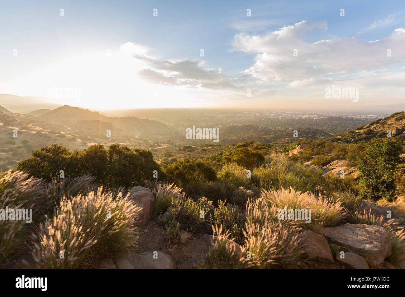 Vista Sunrise a Santa Susana passare lo stato storico Parco nella valle di San Fernando zona di Los Angeles, California. Foto Stock