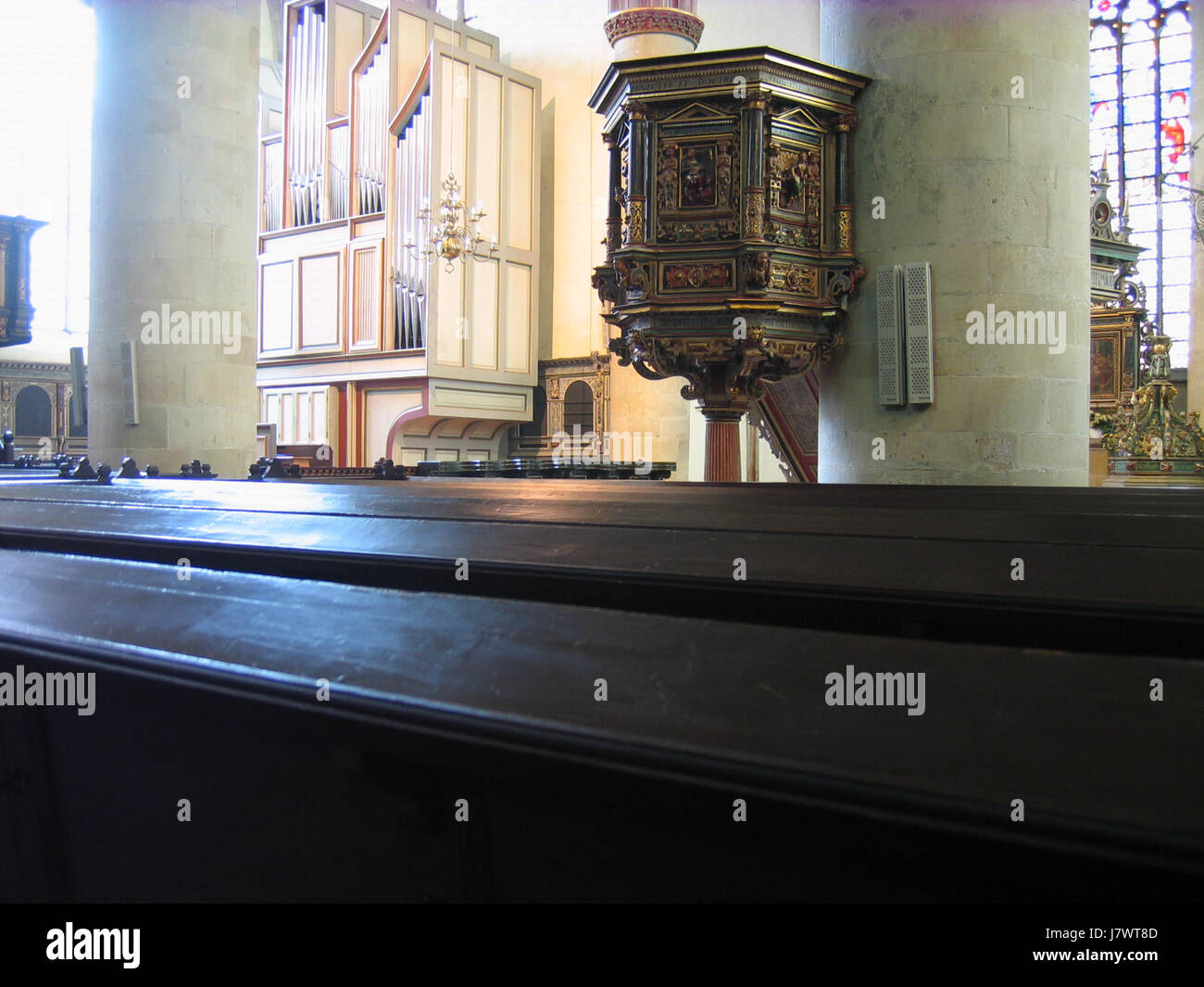Un'illustrazione tratta da una pubblicazione del 2010 raffigurante la chiesa di San Giovanni a Herford, Germania, che mostra le sue caratteristiche architettoniche. Foto Stock