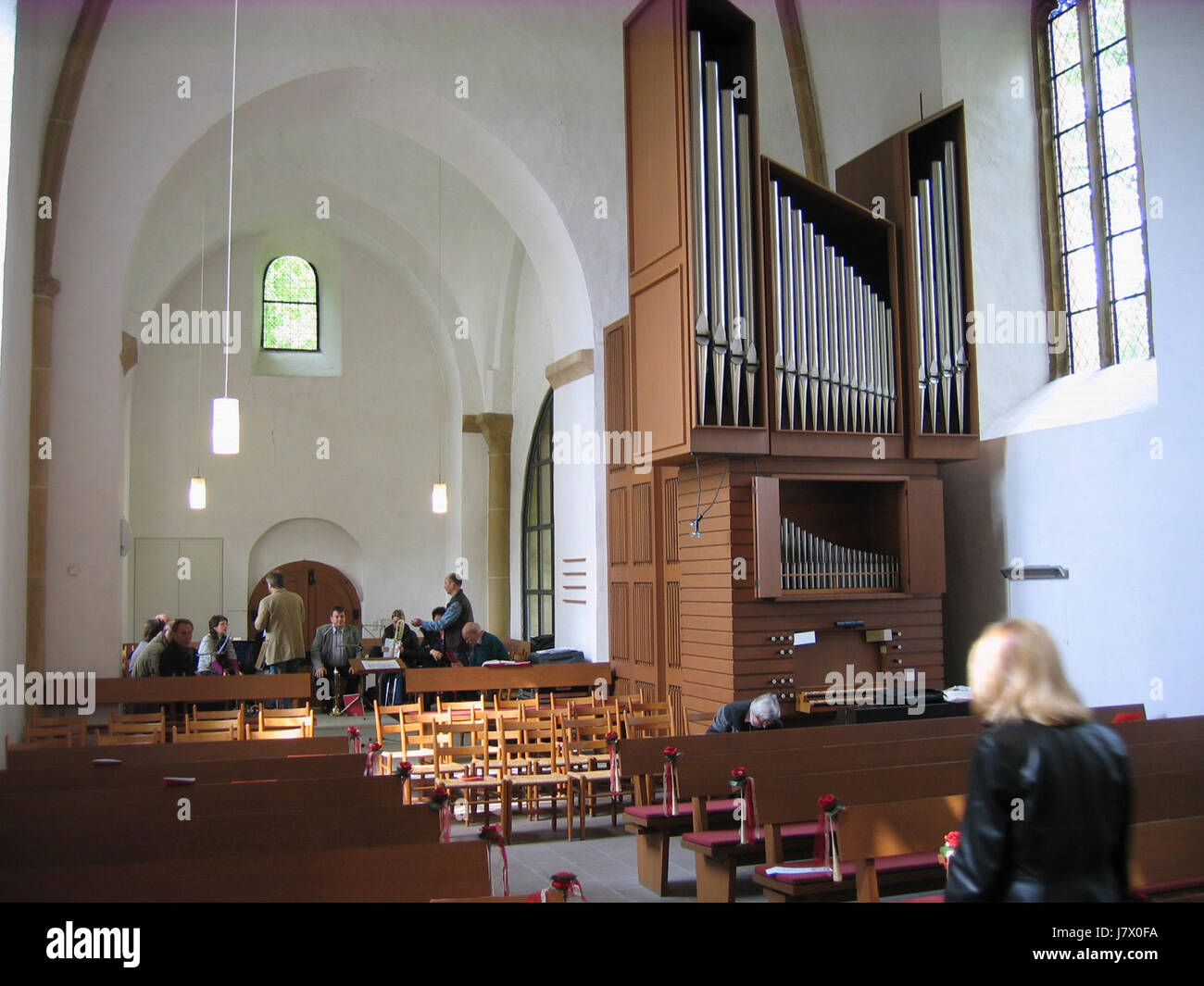 Fotografia scattata l'8 maggio 2010 di Stiftskirche a Stift Quernheim, Germania, che mostra le sue caratteristiche architettoniche. Foto Stock