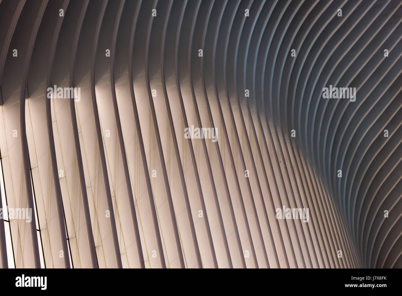 L'Occhio World Trade Center hub di trasporto esterno archi vista astratta, Manhattan, New York, Stati Uniti d'America Foto Stock
