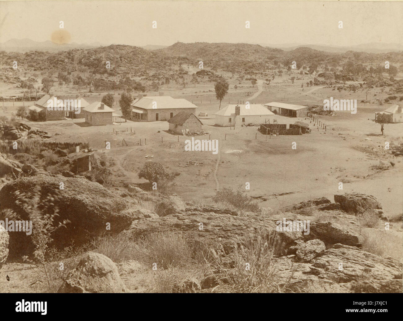 Alice Springs Telegraph Station è un sito storico situato nel Northern Territory, Australia. Faceva parte della linea telegrafica terrestre e giocò un ruolo cruciale nella comunicazione durante il XIX secolo. Foto Stock