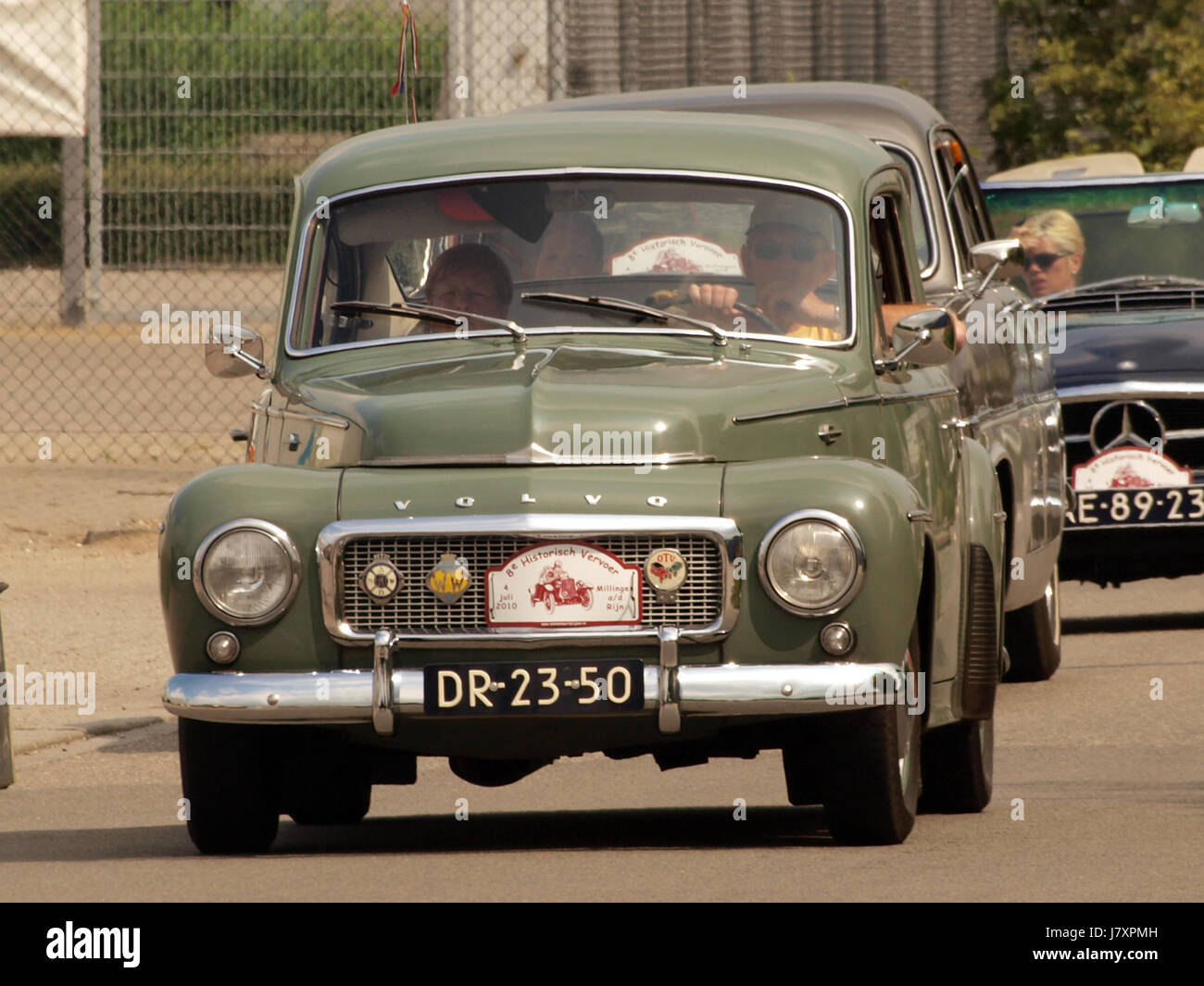 La Volvo P544 del 1960 è una classica vettura compatta svedese nota per la sua durata e stile. Questa immagine mette in risalto il design e le caratteristiche dell'auto, che sono diventate iconiche nella storia automobilistica della metà del XX secolo. Foto Stock