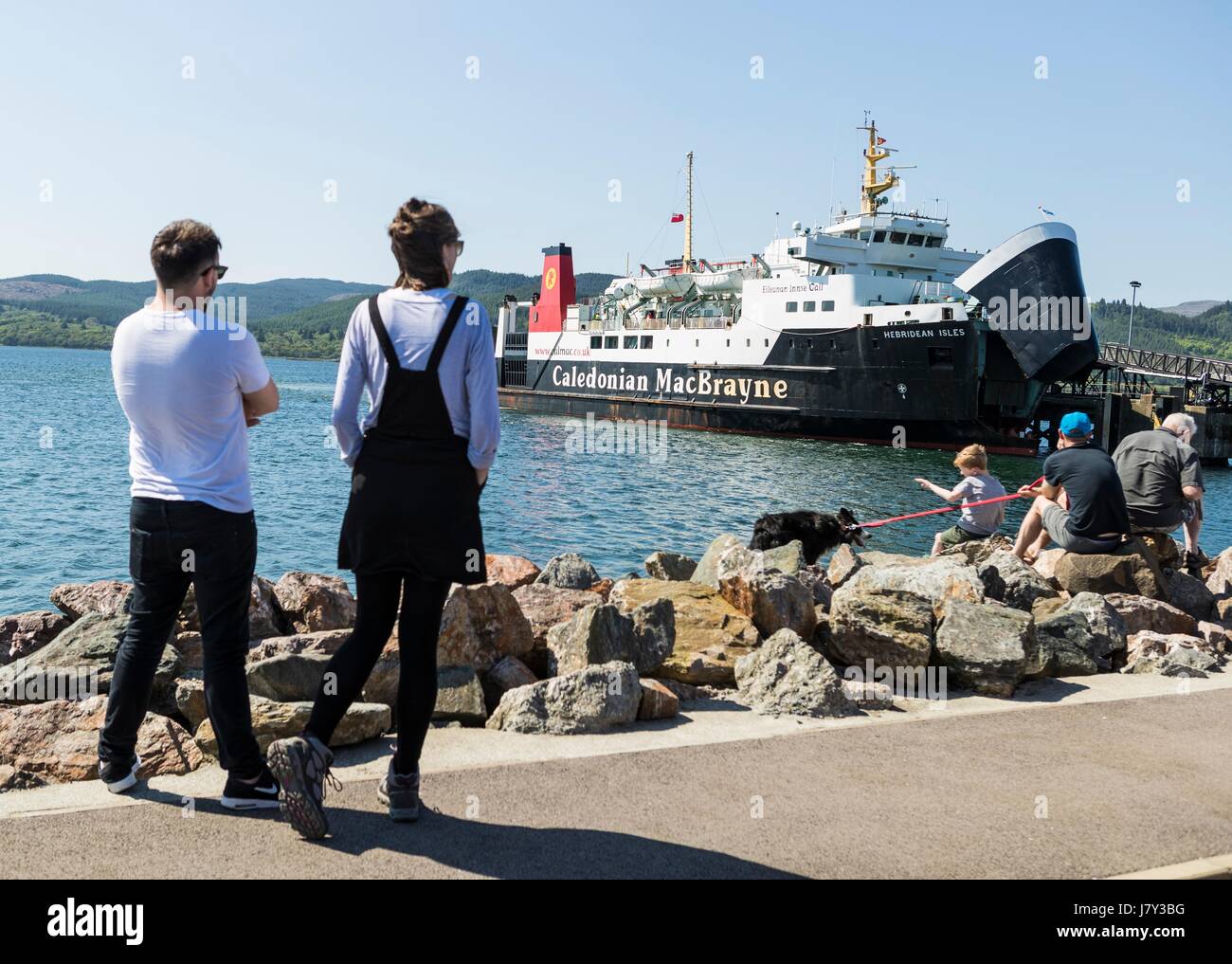 MV isole delle Ebridi è un traghetto roll-on/roll-off azionato da Calmac tra Kennacraig sulla costa ovest della Scozia e di Islay. Su Islay si approda a iet Foto Stock