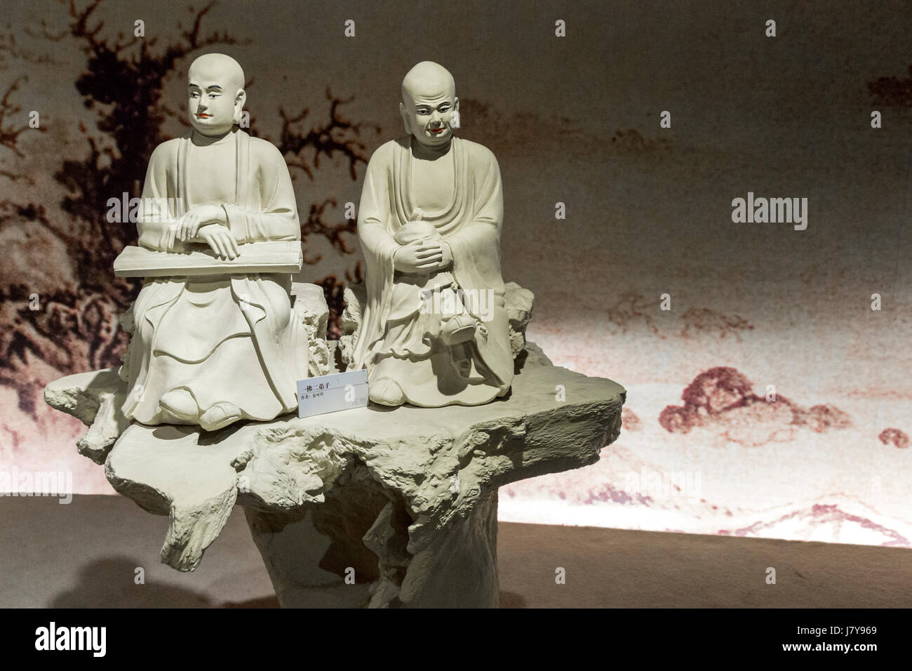 Wenzhou, Zhejiang, Cina. Yongjia scultura in argilla, nel Patrimonio Culturale Immateriale museo. Foto Stock