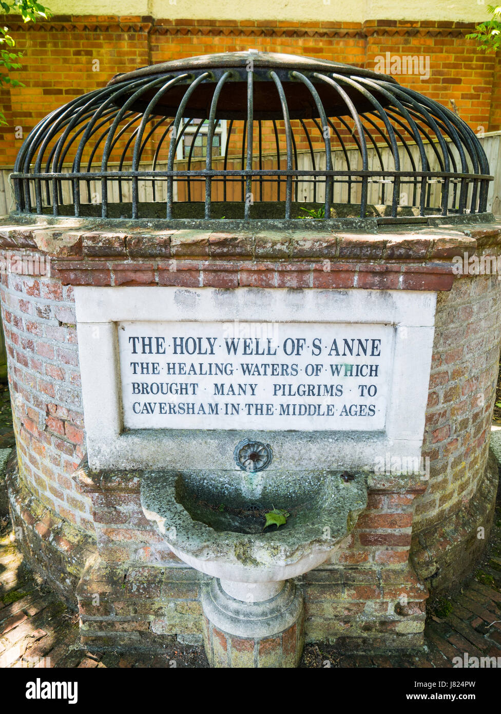 Il Pozzo santo di St Ann, Caversham Reading, Berkshire, Inghilterra, Regno Unito, GB. Foto Stock