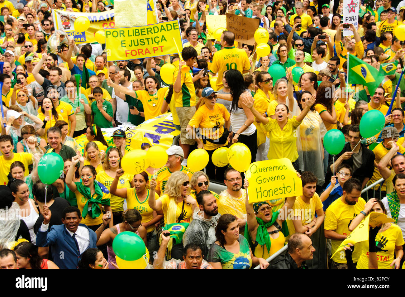 I dimostranti chiedono impeachment in Brasile Foto Stock