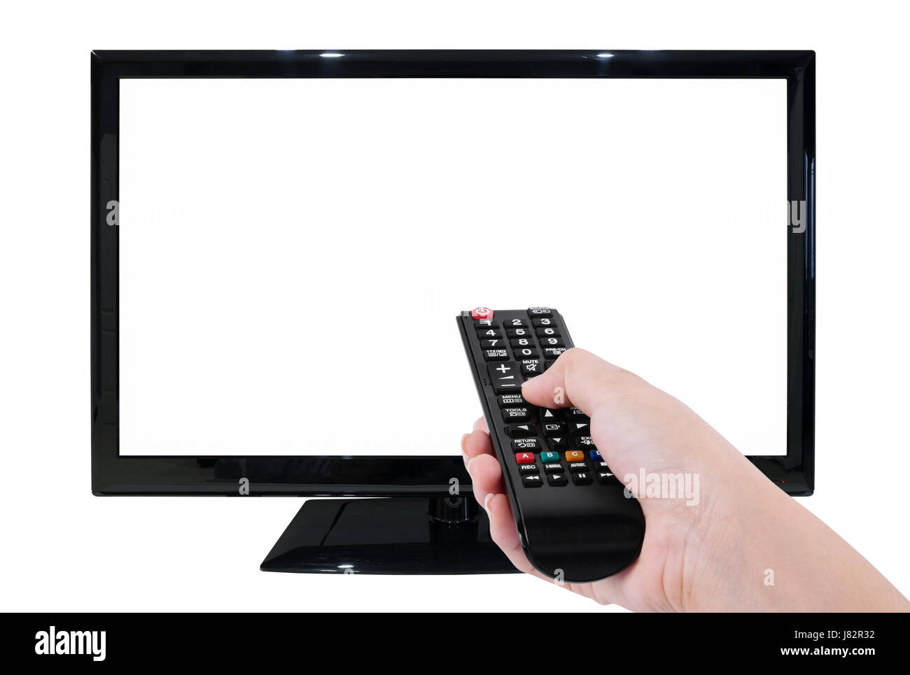 Mano che tiene il telecomando del TV con LED TV e compare una schermata vuota isolata su sfondo bianco Foto Stock