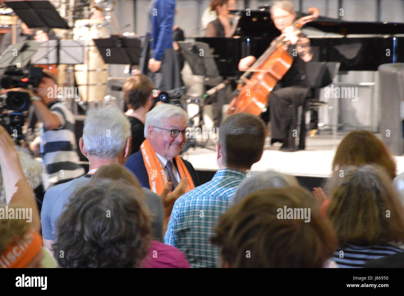 Berlino, Germania. 27 Maggio, 2017.Il Presidente tedesco Frank-Walter Steinmeier presso la chiesa protestante di Germania giorni in Messehallen in Berlin Credito: Markku Rainer Peltonen/Alamy Live News Foto Stock