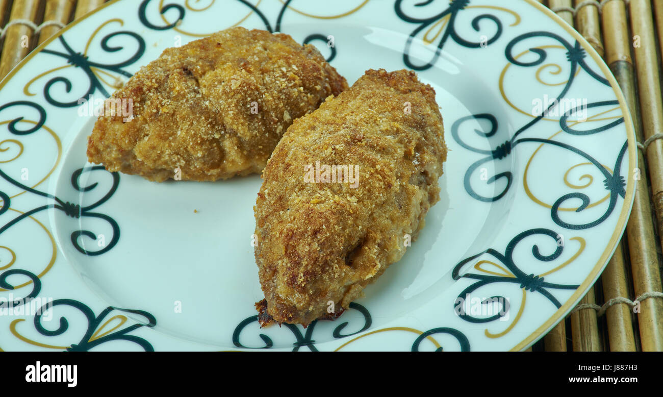 Macher Chop - festival Bengali snack Foto Stock