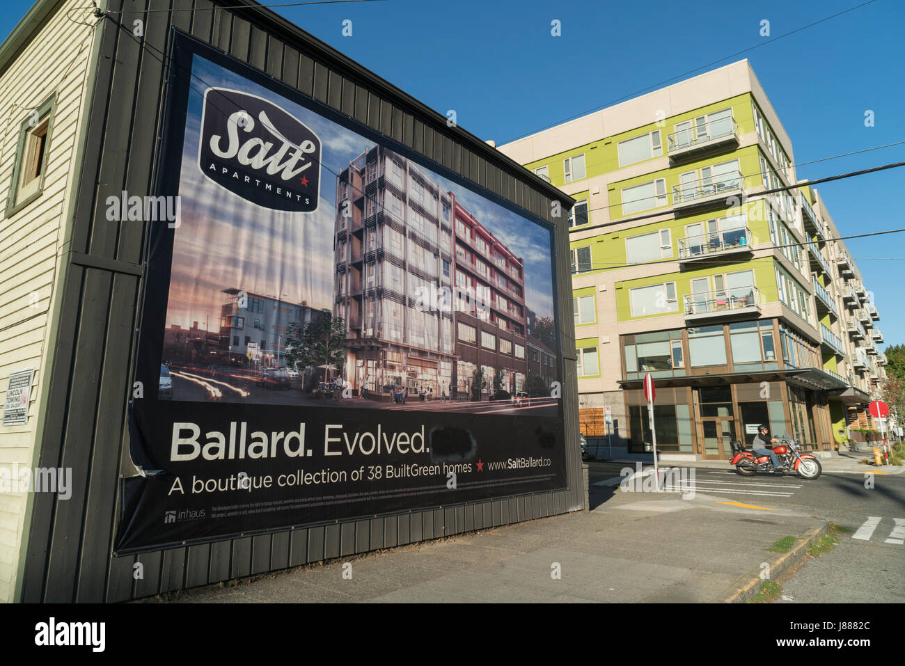 Stati Uniti, Washington, Seattle, Ballard, un vecchio edificio che sta per essere sostituito da uno nuovo. Foto Stock