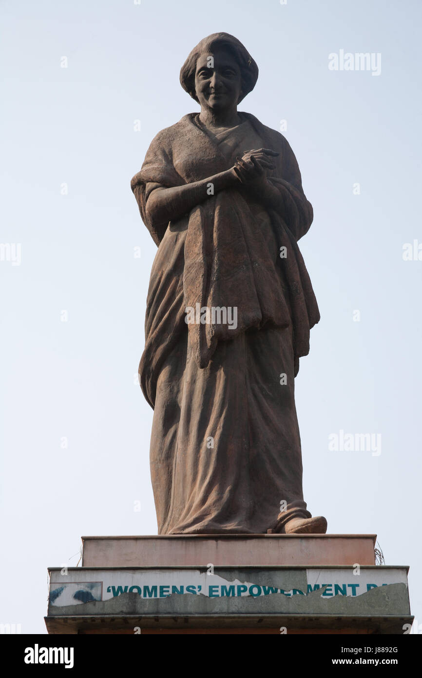 Una statua di Indira Gandhi nel Victoria Garden - Kolkata Calcutta - West Bengal India Foto Stock