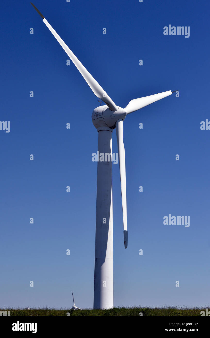 Turbina eolica in Picardie, Hauts de France Foto Stock