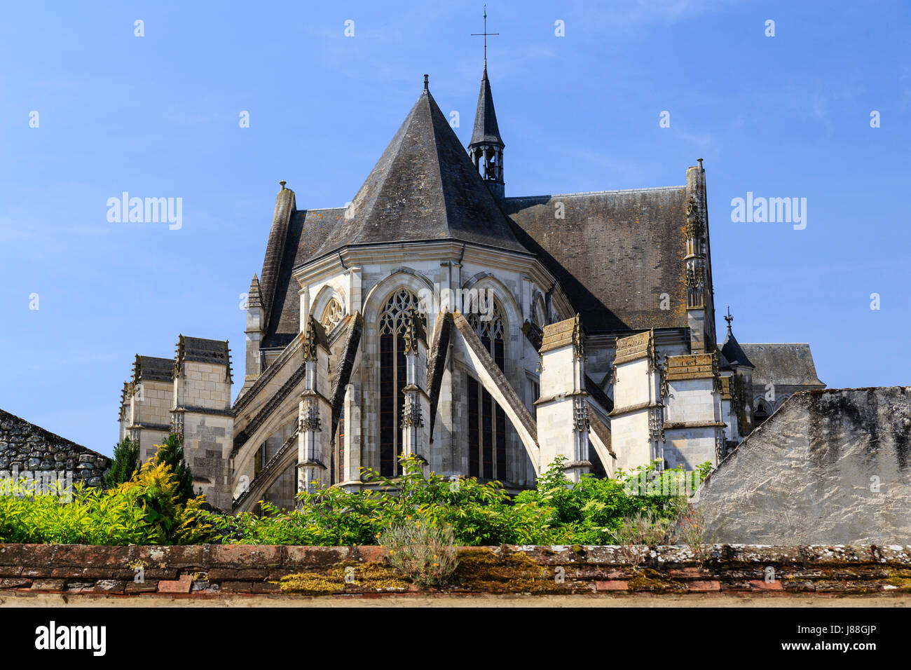 Francia, Loiret, Clery-Saint-Andre, la Basilica di nostra Signora di Clery, abside Foto Stock