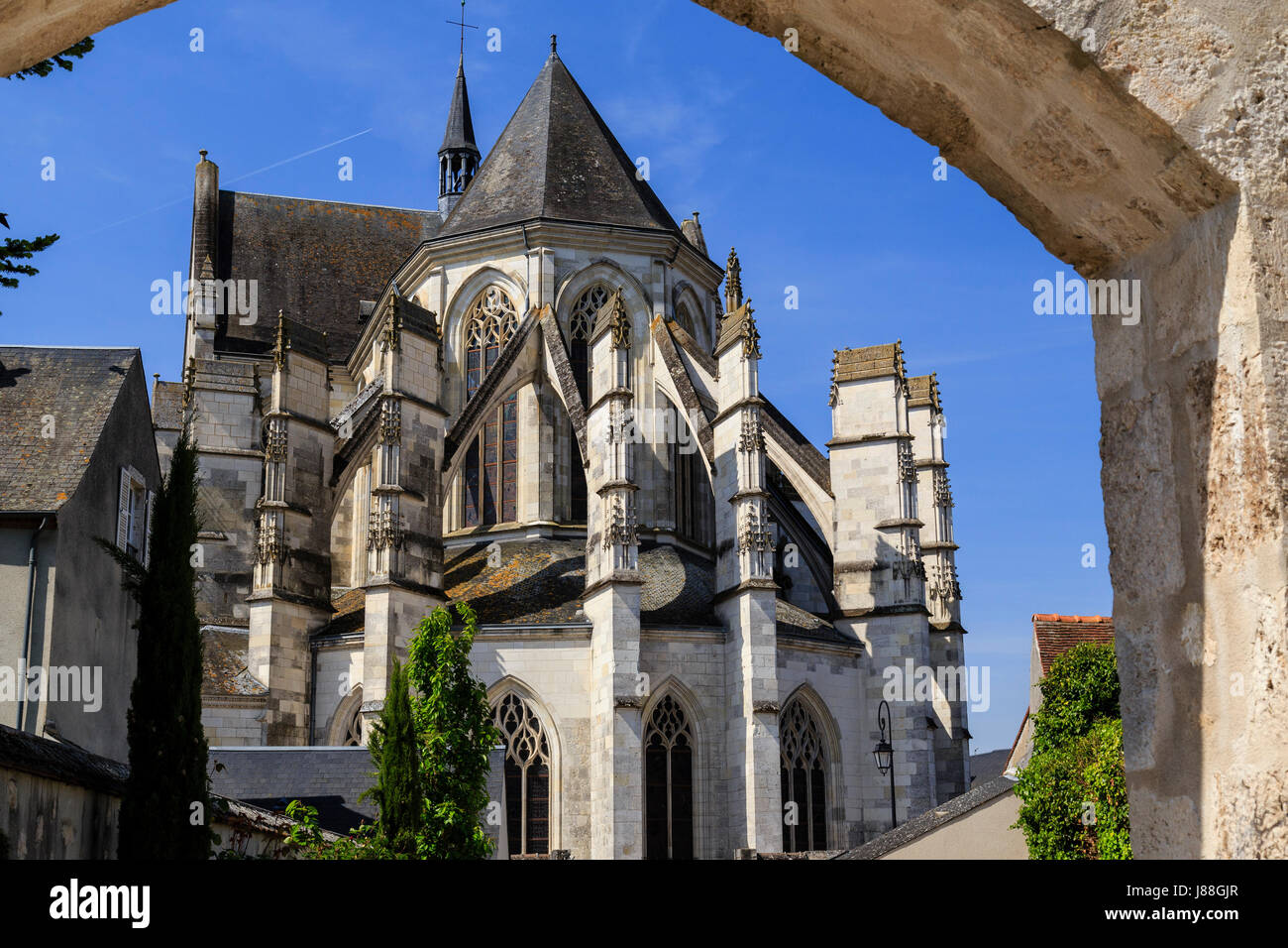 Francia, Loiret, Clery-Saint-Andre, la Basilica di nostra Signora di Clery, abside Foto Stock