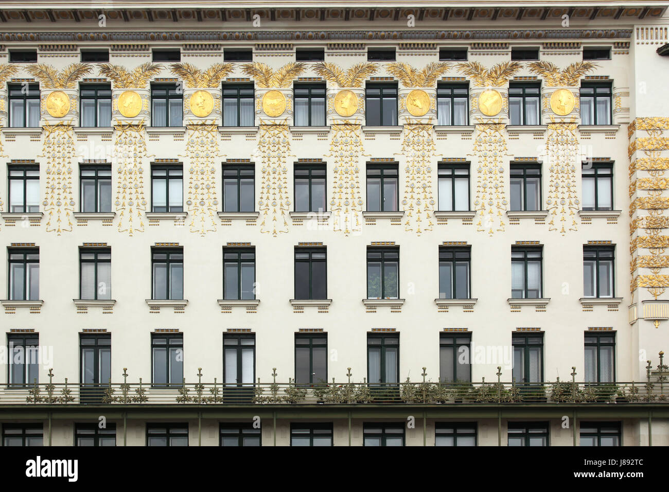 Otto Wagner house Linke Wienzeile 38 Vienna Foto Stock