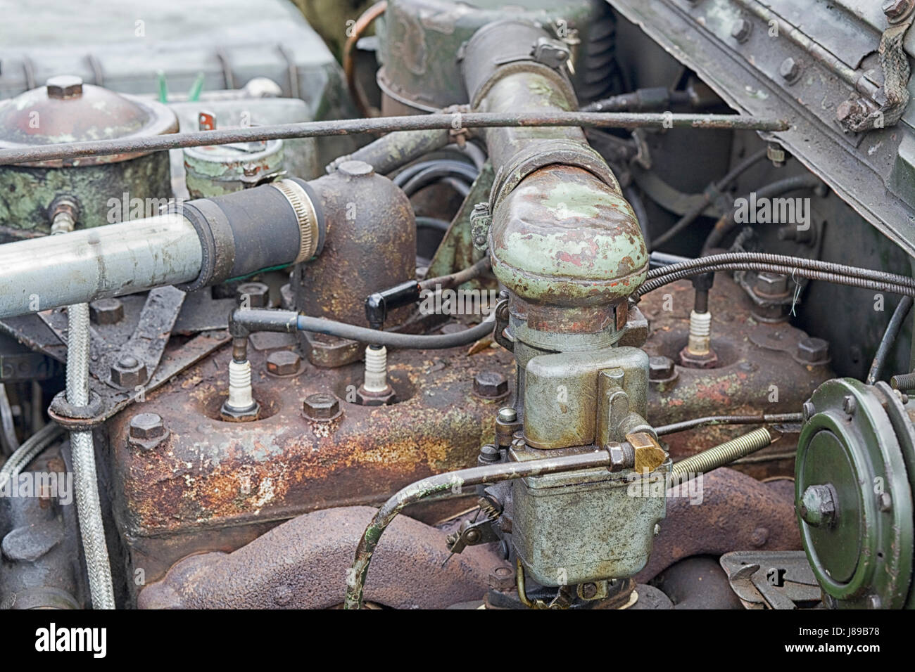 Rusty auto motore Foto Stock