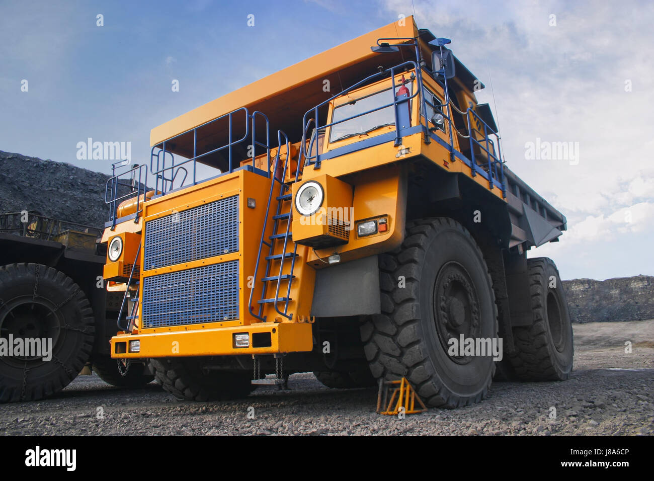 Grande, grande, enorme, extreme, potente, imponente, immensa, pertinenti del carbone, Foto Stock