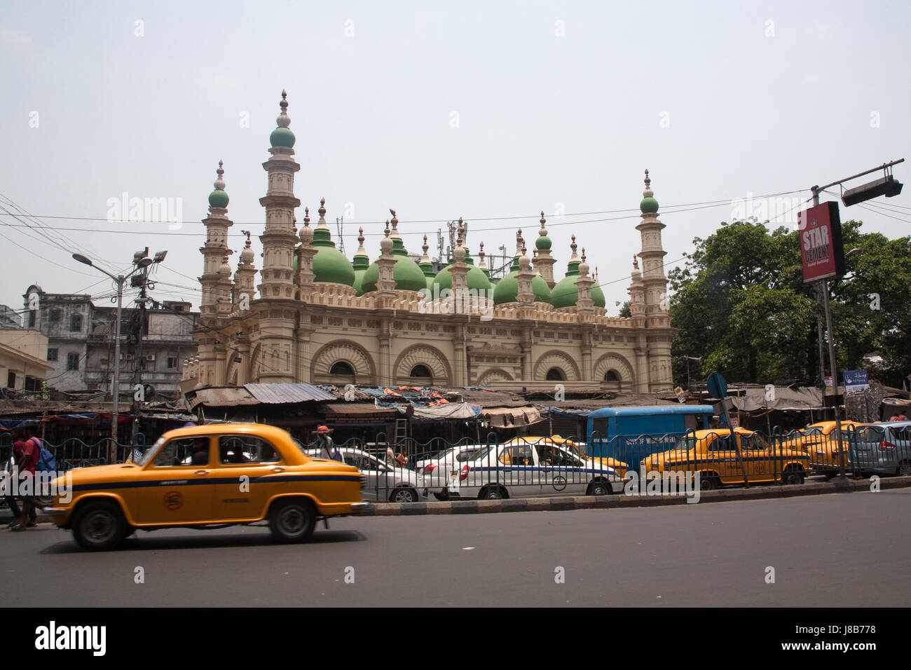 Il Sultano Tipu Shahi Moschea - Sultano Tipu Masjid - 185 Dhartamtalla Street Kolkata o Calcutta West Bengal India Foto Stock