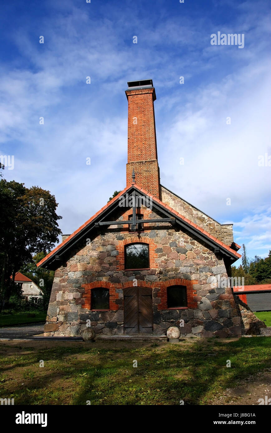 Casa, costruendo, albero, alberi, la pietra, il paese, la struttura, il firmamento cielo, Foto Stock