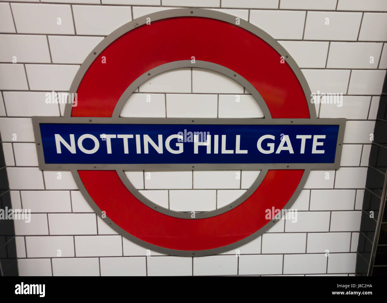 Vista ravvicinata di Notting Hill Gate logo Foto Stock