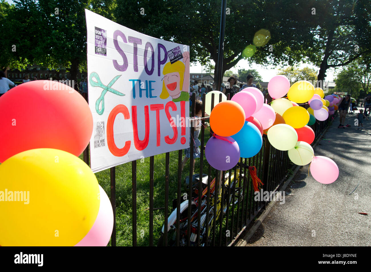 I campi di Londra, Hackney. Protesta contro il governo prevede di tagliare più di 600 insegnanti a Hackney.(foto di Jenny Matthews/In immagini via Getty Images) Foto Stock