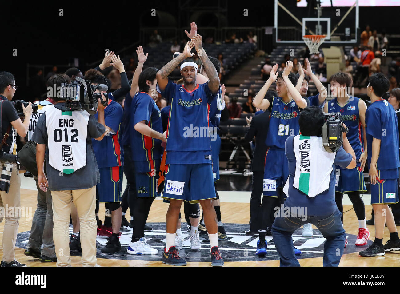 Tokyo, Giappone. 28 Maggio, 2017. Yokohama B-Corsari team group (B-Corsari) Basket : 2016-17 B.LEGA B1 B2 Play-off promozione tra Yokohama B-Corsari 74-53 Hiroshima libellule al 1° Yoyogi palestra a Tokyo in Giappone . Credito: YUTAKA AFLO/sport/Alamy Live News Foto Stock