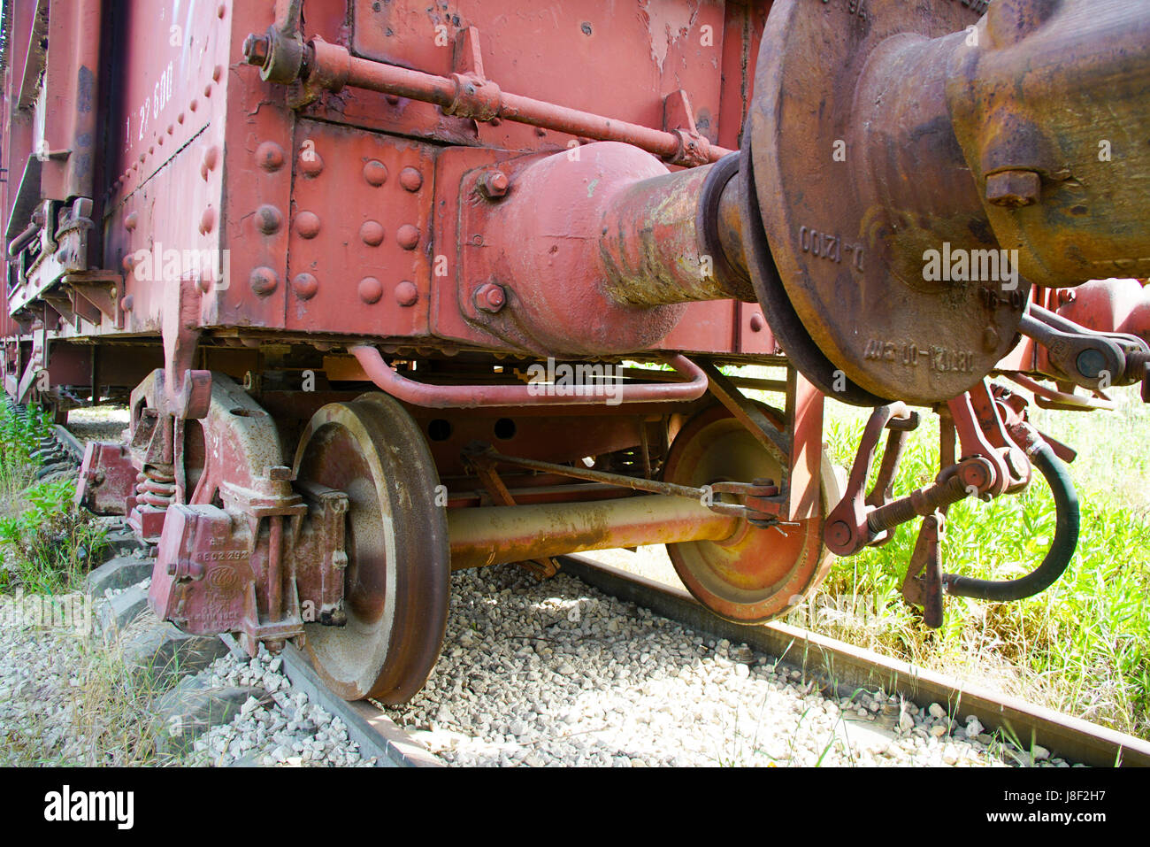 Abbandonato il carrello del treno in disuso cantiere ferroviario Foto Stock