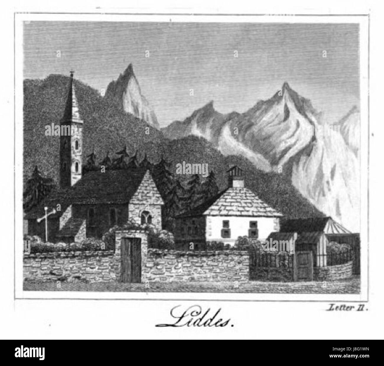 Liddes è un piccolo villaggio nel Canton Vallese, in Svizzera. Conosciuta per la sua bellezza naturale, Liddes è situata in una valle panoramica circondata dalle Alpi svizzere. Foto Stock Liddes è un piccolo villaggio nel Canton Vallese, in Svizzera. Conosciuta per la sua bellezza naturale, Liddes è situata in una valle panoramica circondata dalle Alpi svizzere. Foto Stock