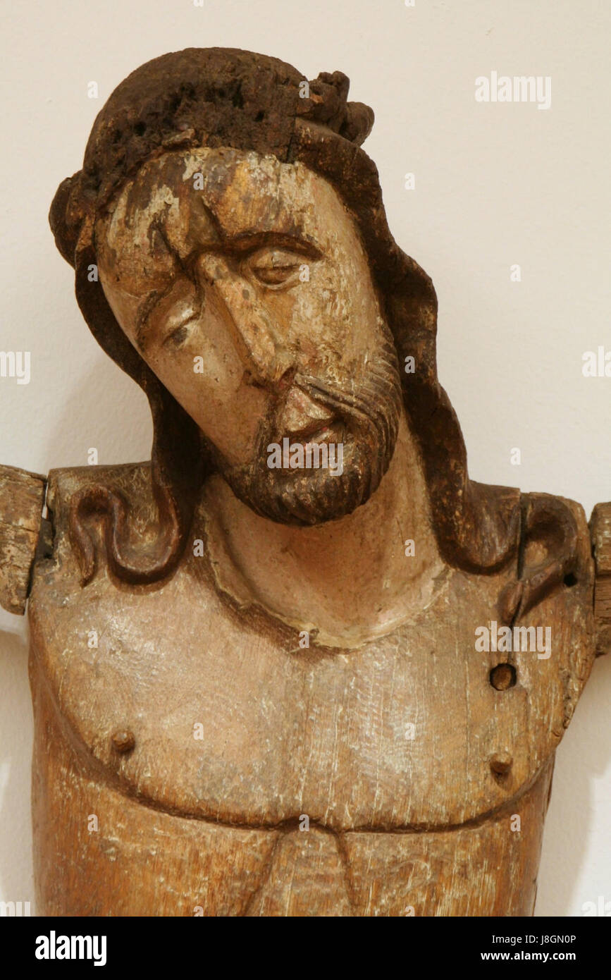 Il Maasland kruisbeeld, o croce, è un iconico manufatto religioso situato nella regione di Maasland, che simboleggia la fede e la cultura cristiane con un significato storico e artistico. Foto Stock