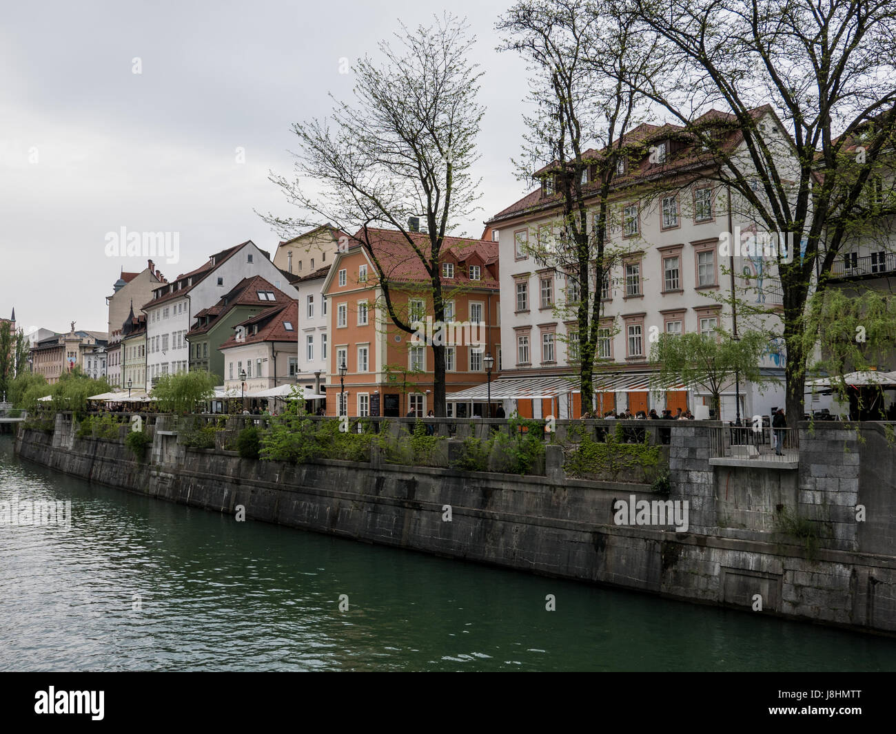Ljubljana, Slovenia - 15 Aprile 2017 - Lubiana, capitale della Slovenia in un giorno nuvoloso. Foto Stock